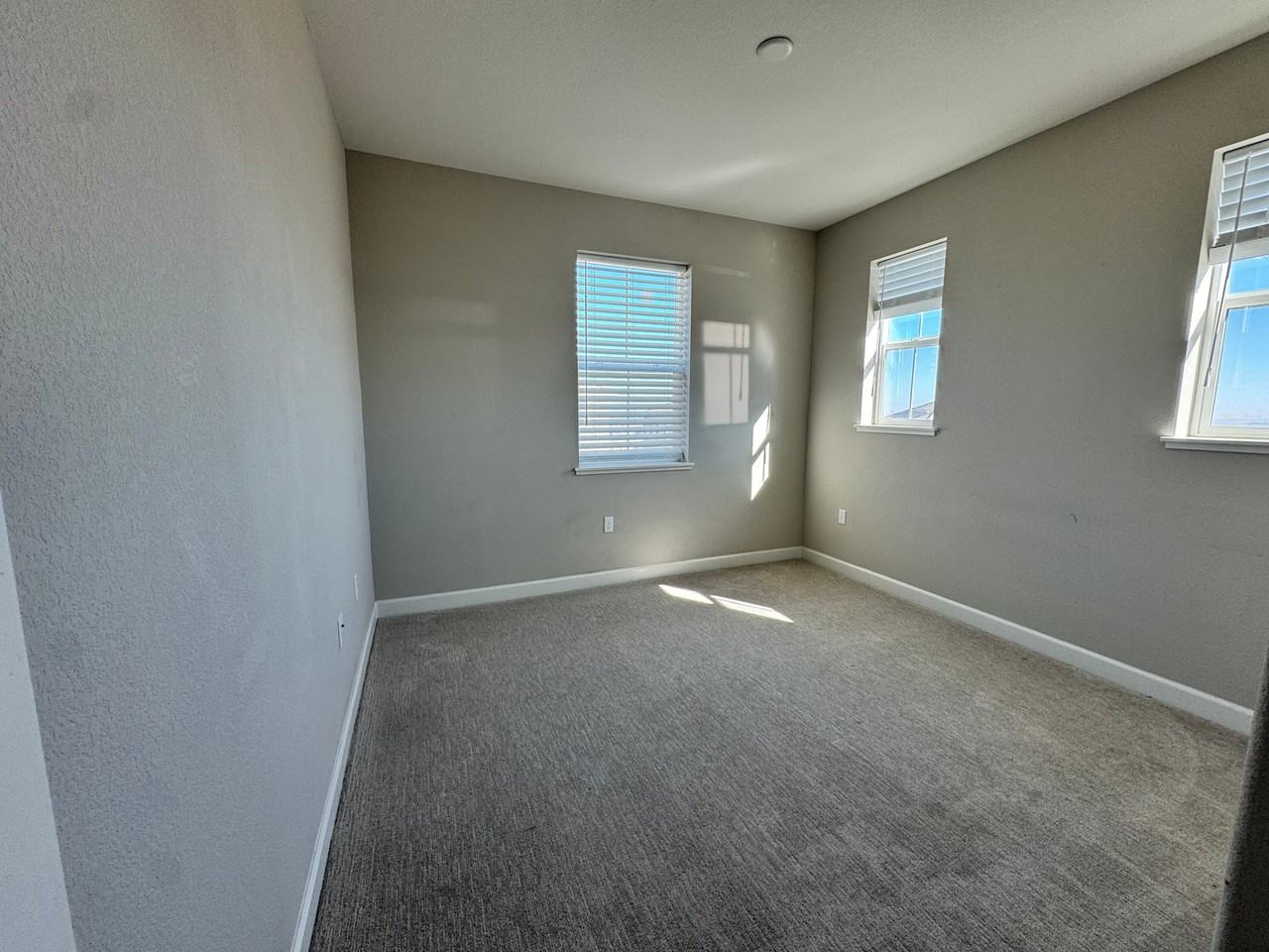 3177 Cortina Dr #1 - Photo 3 of 6