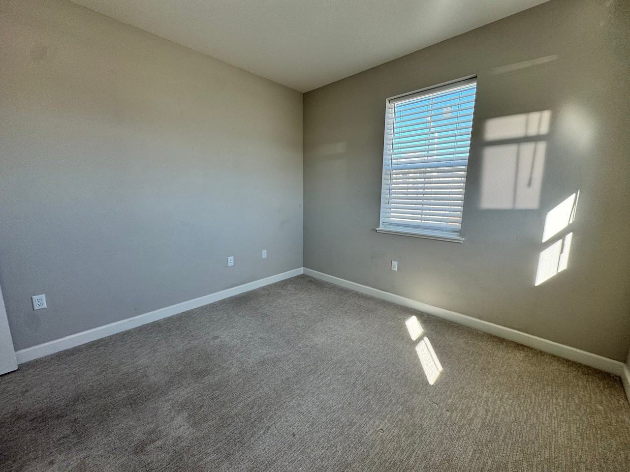 3177 Cortina Dr #1 - Photo 4 of 6