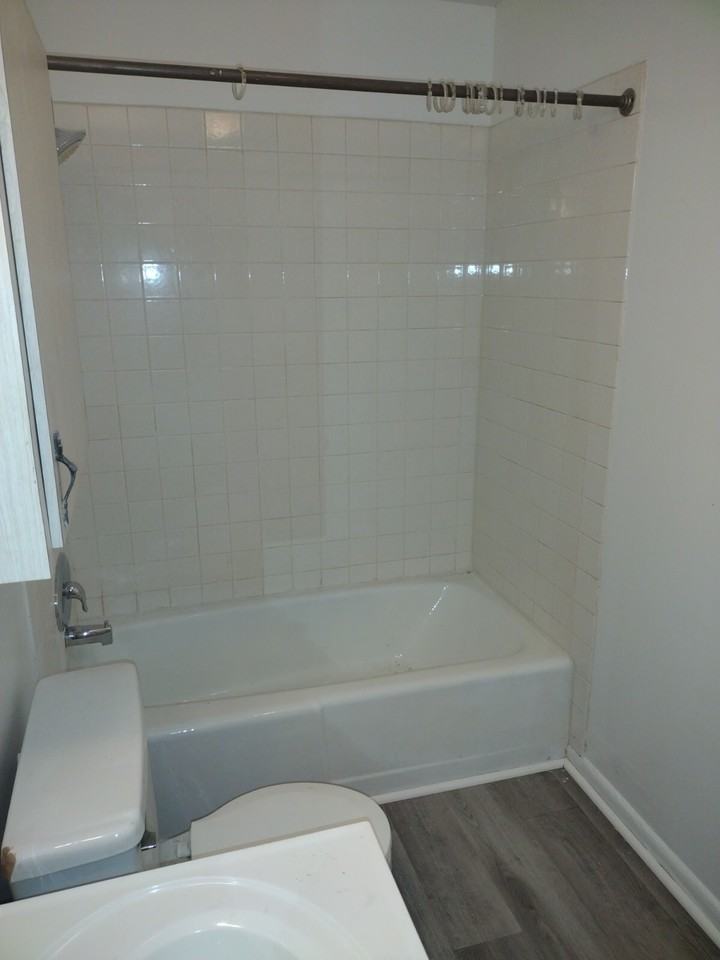 210 5th Avenue - Photo 6 of 10