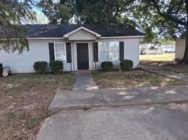 featured image of 453 Otis Dr