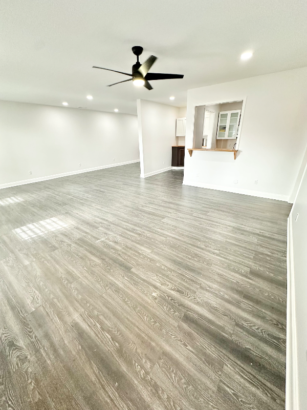 10390 Ivy Hollow Dr - Photo 5 of 18