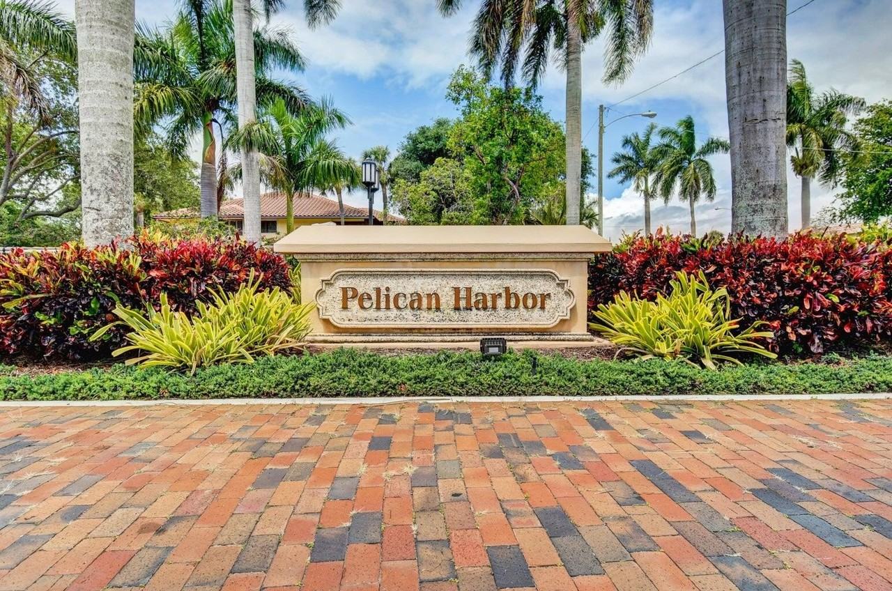 30 Pelican Pointe Dr #201 - Photo 2 of 39