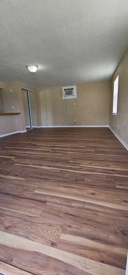 2768 Grove Park Ave N #A - Photo 3 of 7
