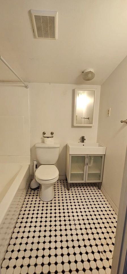 2768 Grove Park Ave N #A - Photo 7 of 7