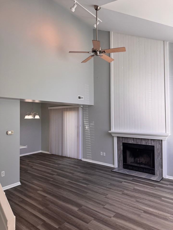 5711 W Hills Rd #5711 - Photo 6 of 9