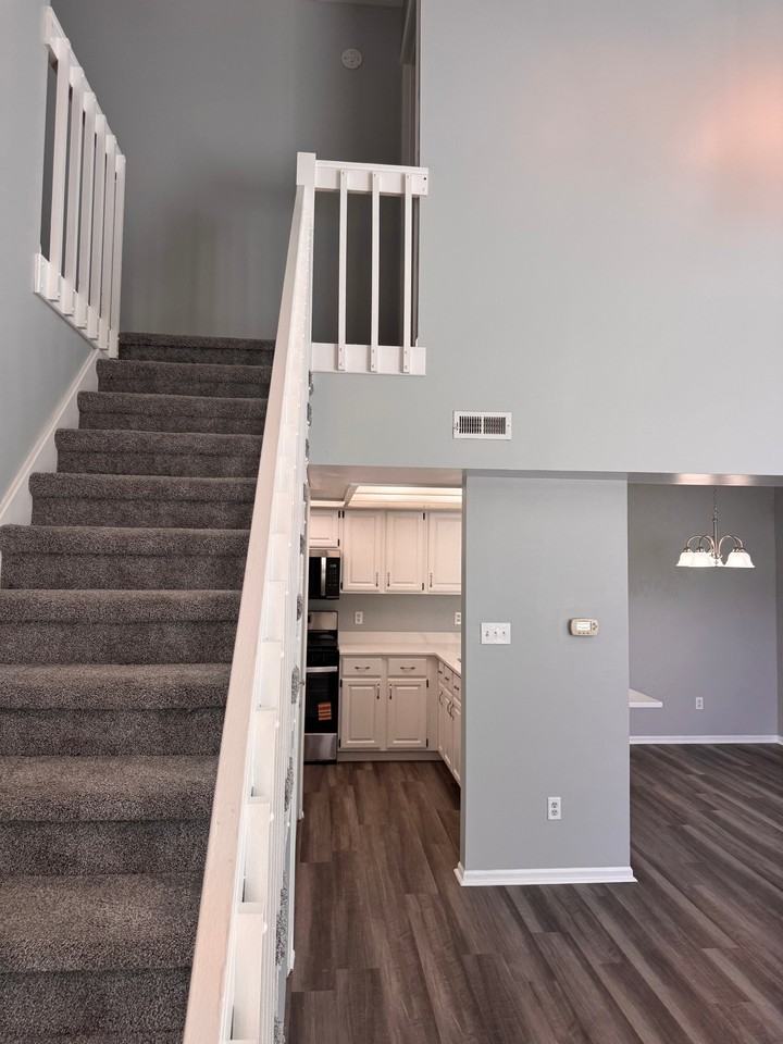 5713 W Hills Rd #5713 - Photo 3 of 9
