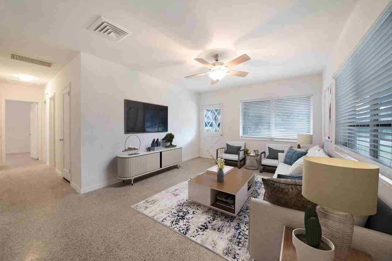 2219 W Pineridge Ct - Photo 2 of 19