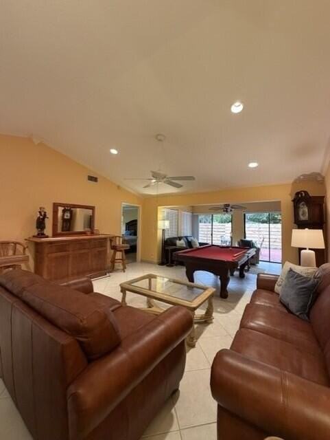 21638 Coronado Ave - Photo 4 of 17