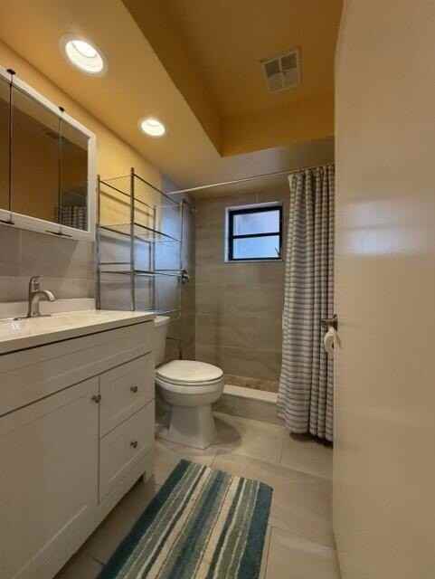 21638 Coronado Ave - Photo 5 of 17