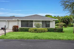 9880 Chestnut Tree Ter #B - Photo 1 of 1