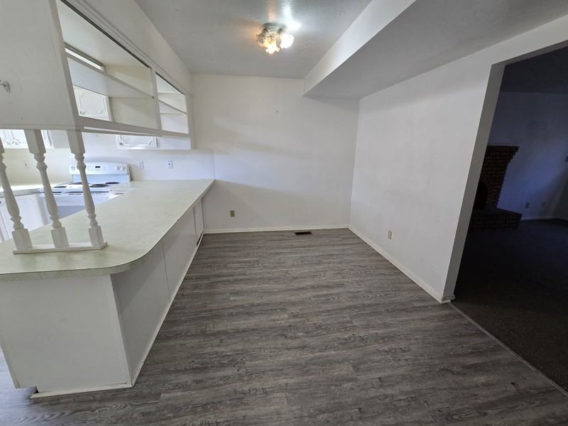 844 S Artistic Cir - Photo 6 of 9