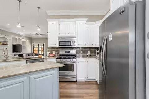 1508 Bank St - Photo 5 of 8