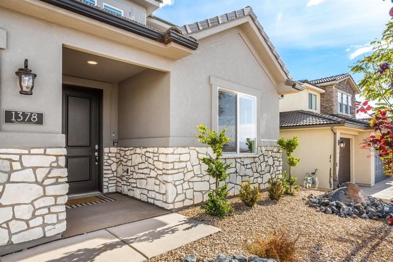 1378 N Marfil Way - Photo 2 of 42