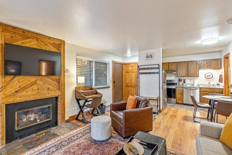 2025 Canyons Resort Dr #W2 - Photo 2 of 15