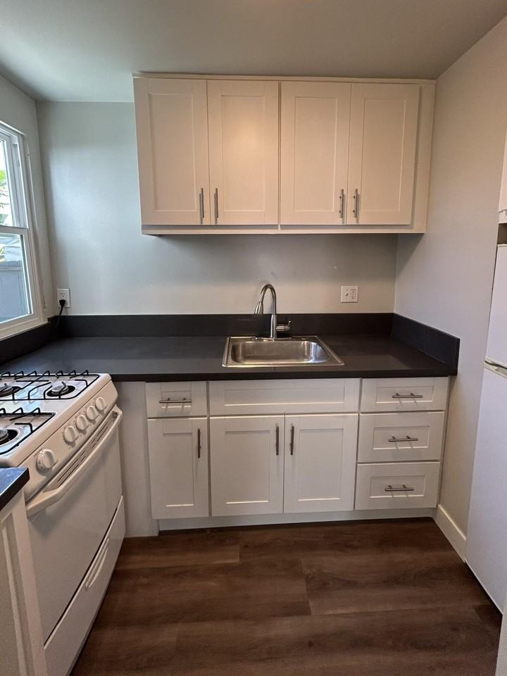 47 Ocean View Ave #1 - Photo 4 of 8
