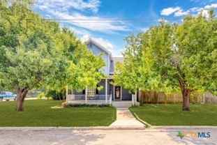 116 S Hackberry Ave - Photo 1 of 1