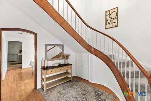116 S Hackberry Ave - Photo 2 of 14