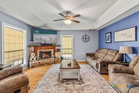 116 S Hackberry Ave - Photo 3 of 14