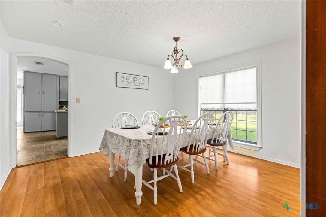 116 S Hackberry Ave - Photo 7 of 14