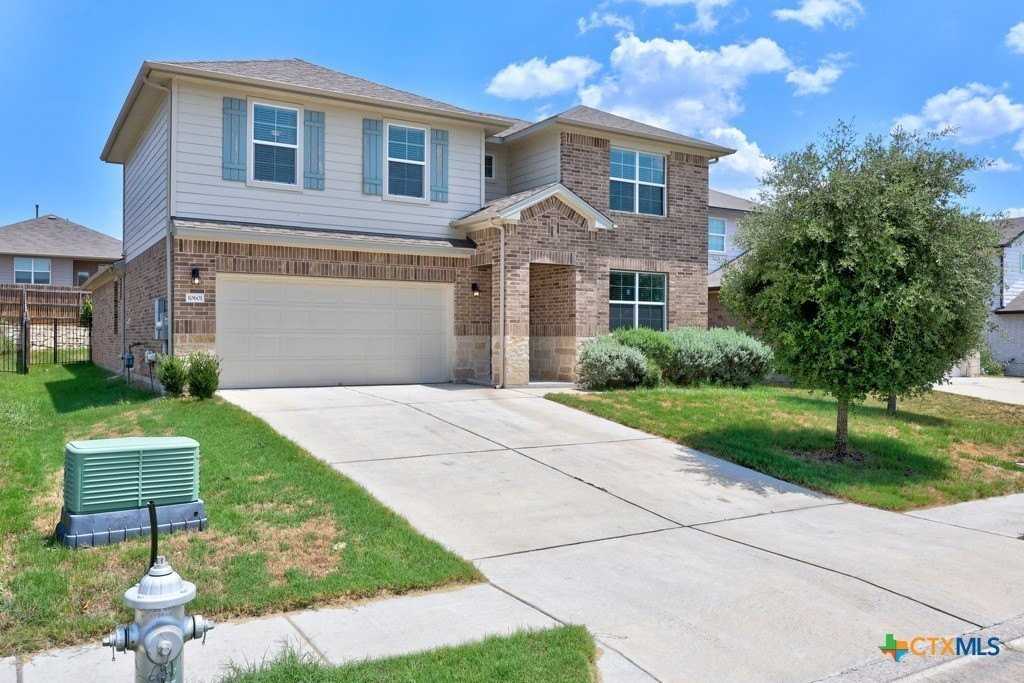 10601 Seguin St - Photo 2 of 37