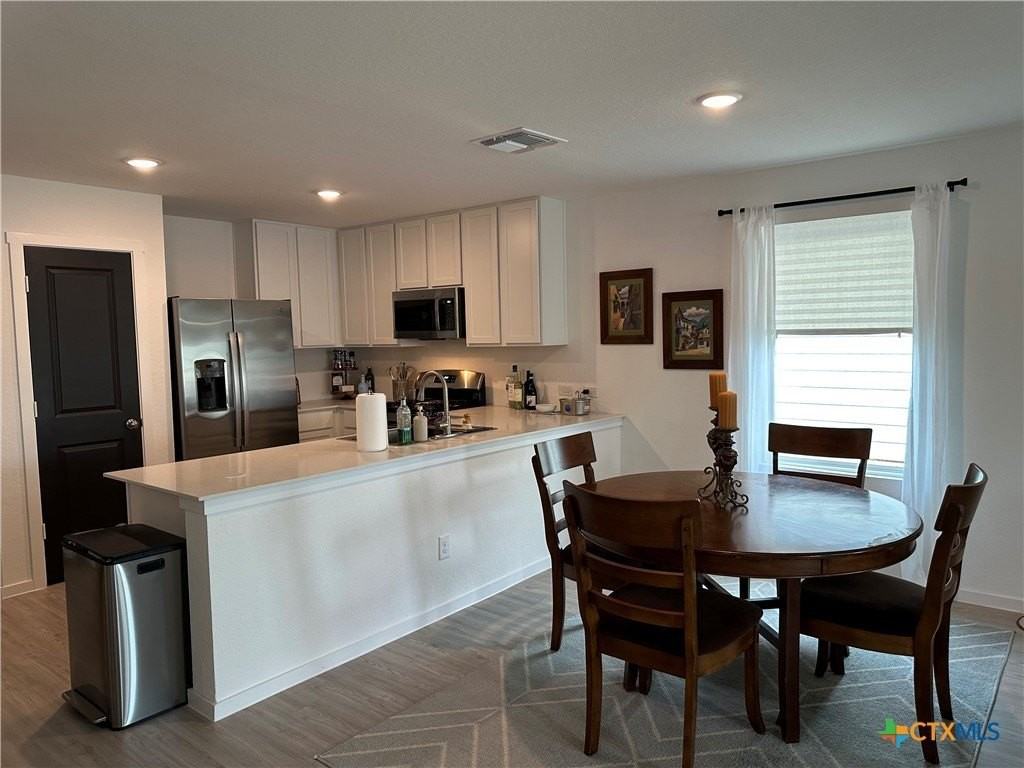 7731 Bohemian Grv - Photo 2 of 13