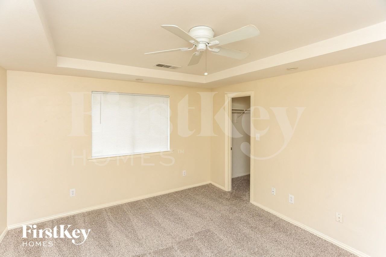 5305 Jordan Ridge Dr - Photo 7 of 16