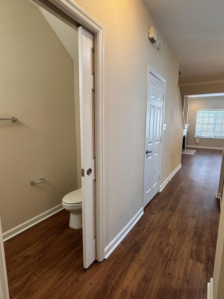 1320 Hendrix Rd #406 - Photo 6 of 39