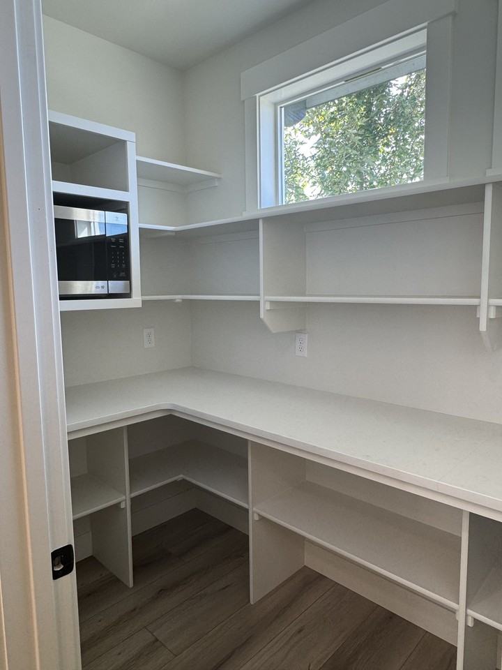 8400 W Meltwater Ln - Photo 3 of 20