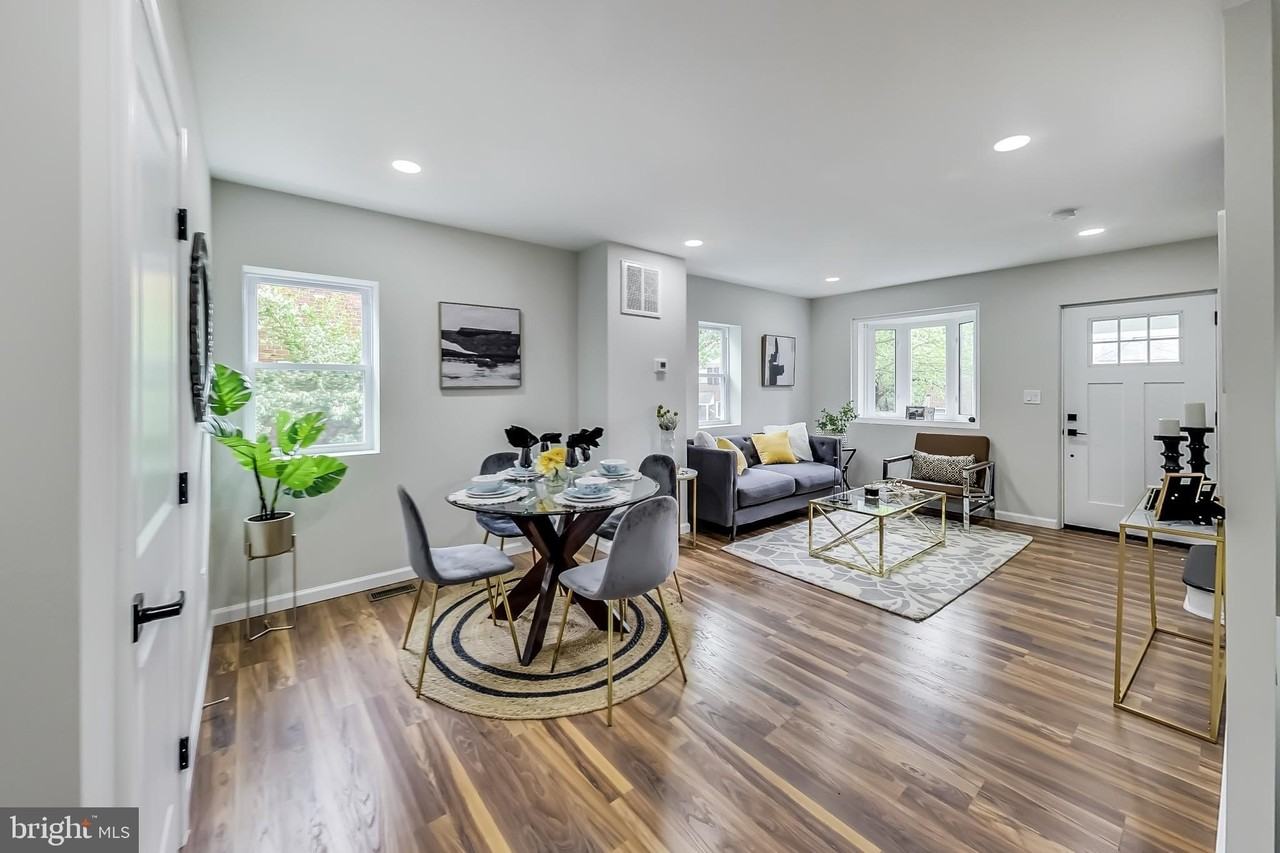 720 Hilltop Ter Se - Photo 3 of 27