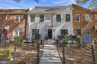 1645 W Virginia Ave Ne #3 - Photo 1 of 1