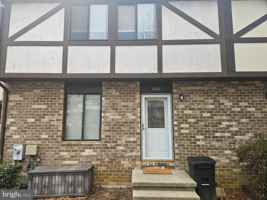 featured image of 1202 Heartwood Ct