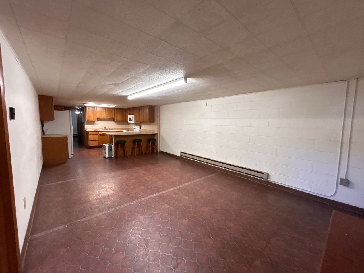 121 Walnut Ave #B - Photo 2 of 13