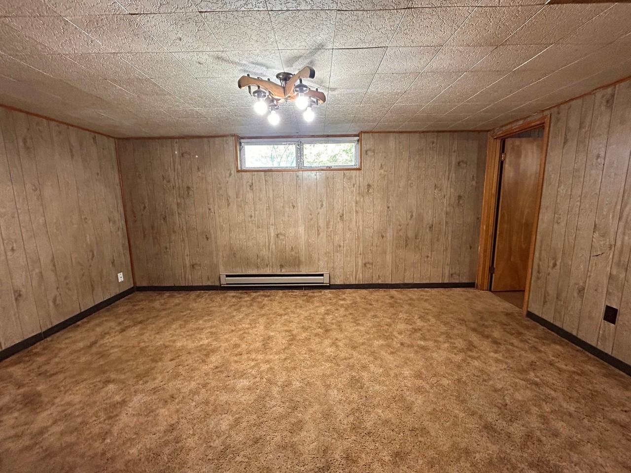 121 Walnut Ave #B - Photo 6 of 13