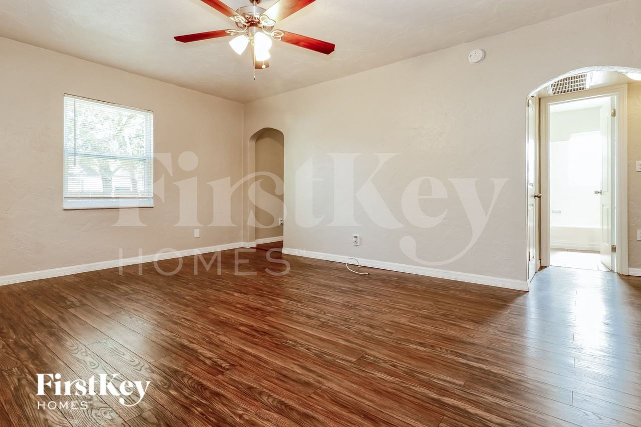 4134 3rd Ave S - Photo 5 of 17