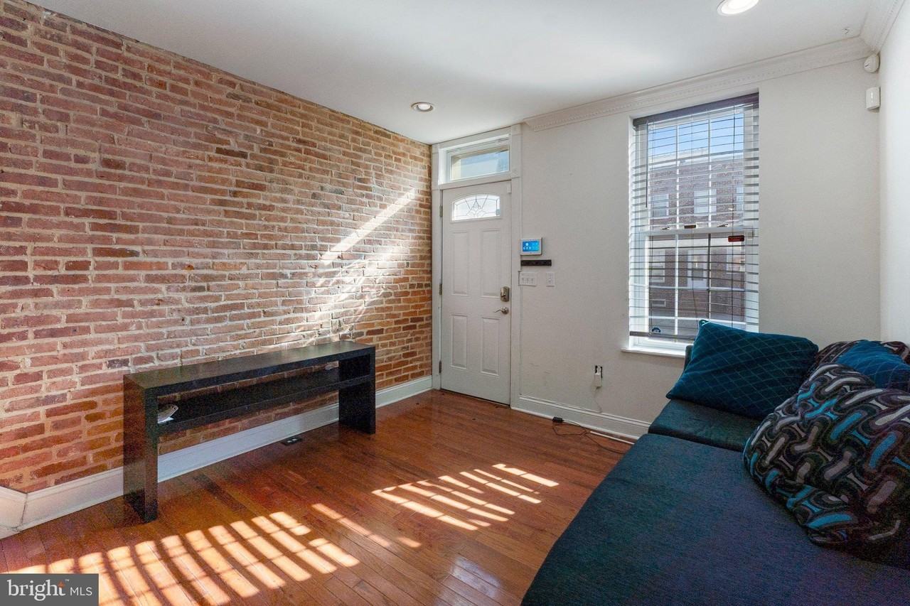 1156 Scott St - Photo 3 of 20