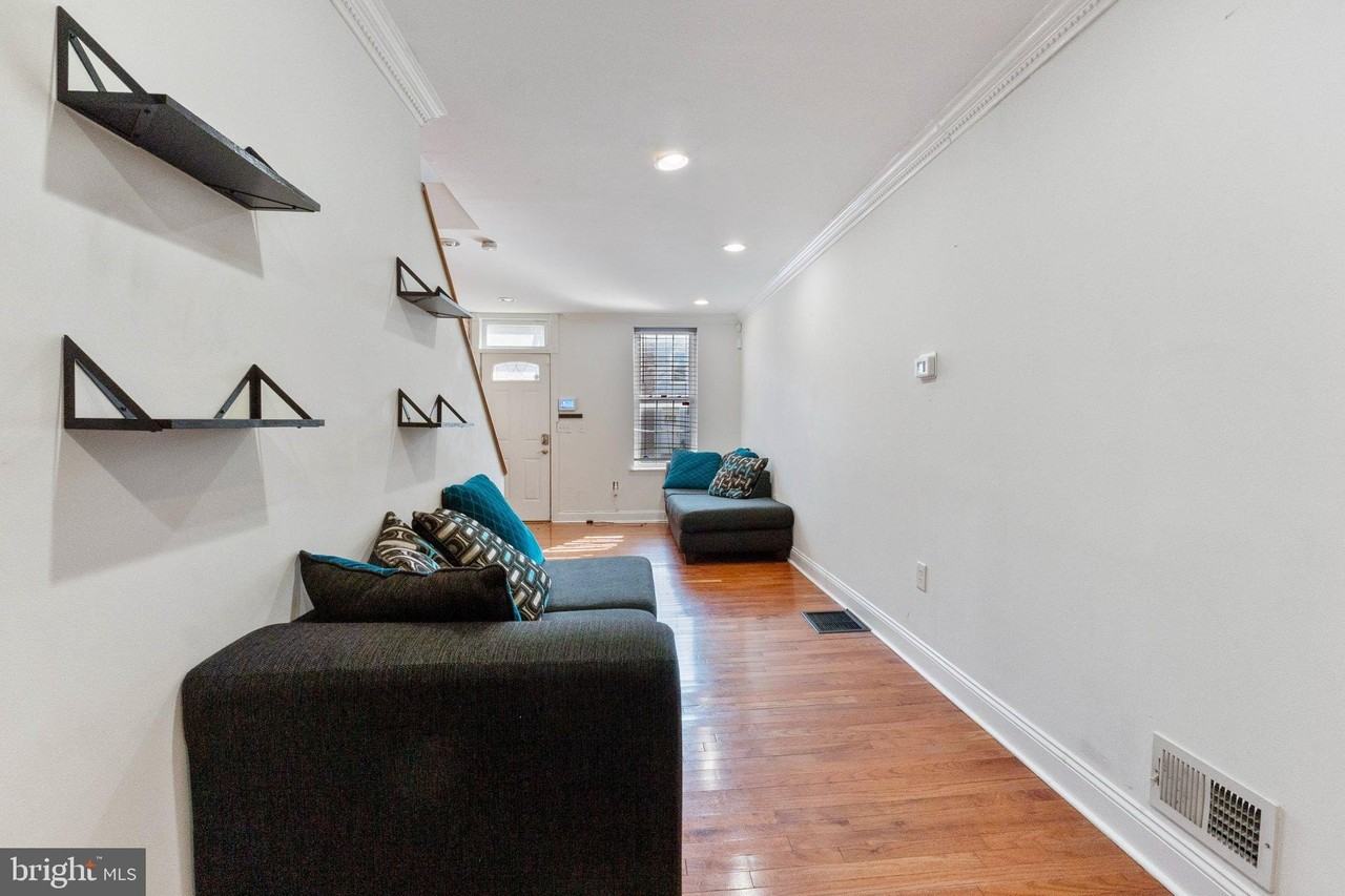 1156 Scott St - Photo 4 of 20