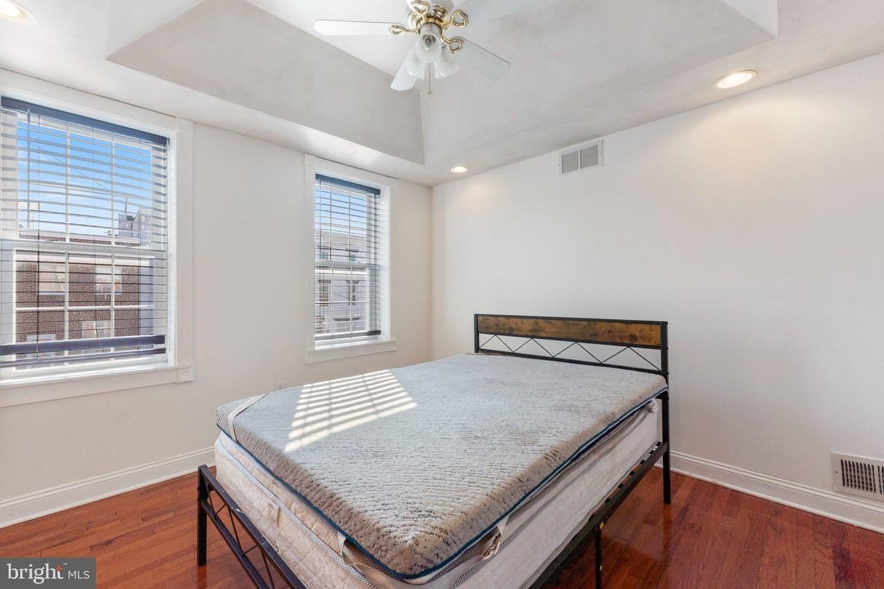 1156 Scott St - Photo 7 of 20