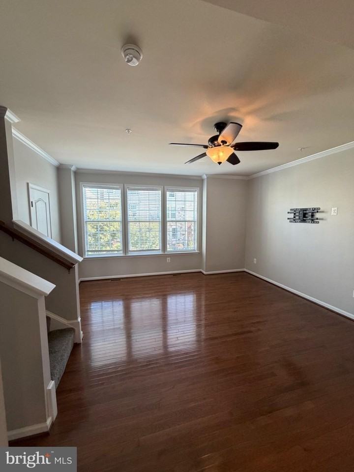 2721 Egret Way - Photo 2 of 9