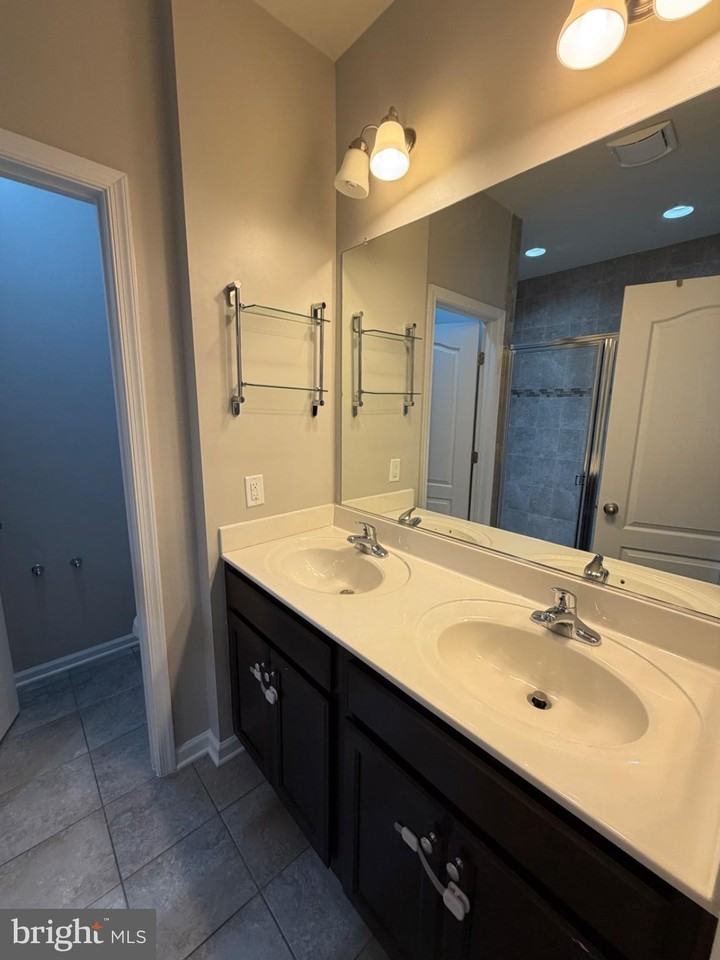 2721 Egret Way - Photo 4 of 9