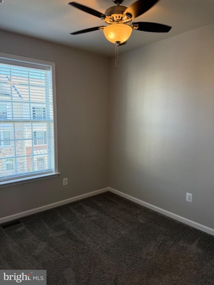 2721 Egret Way - Photo 7 of 9