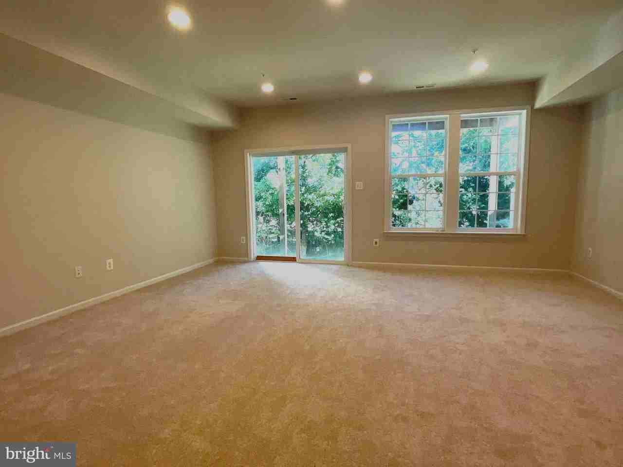 309 Spring Bank Way - Photo 5 of 31