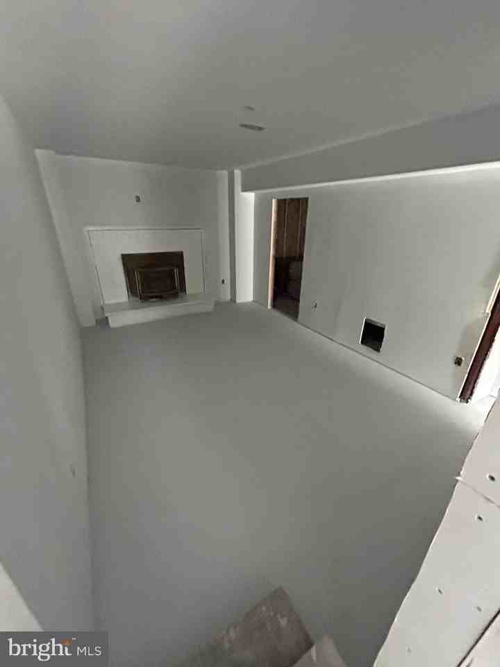 29007 Ridge Rd - Photo 6 of 11