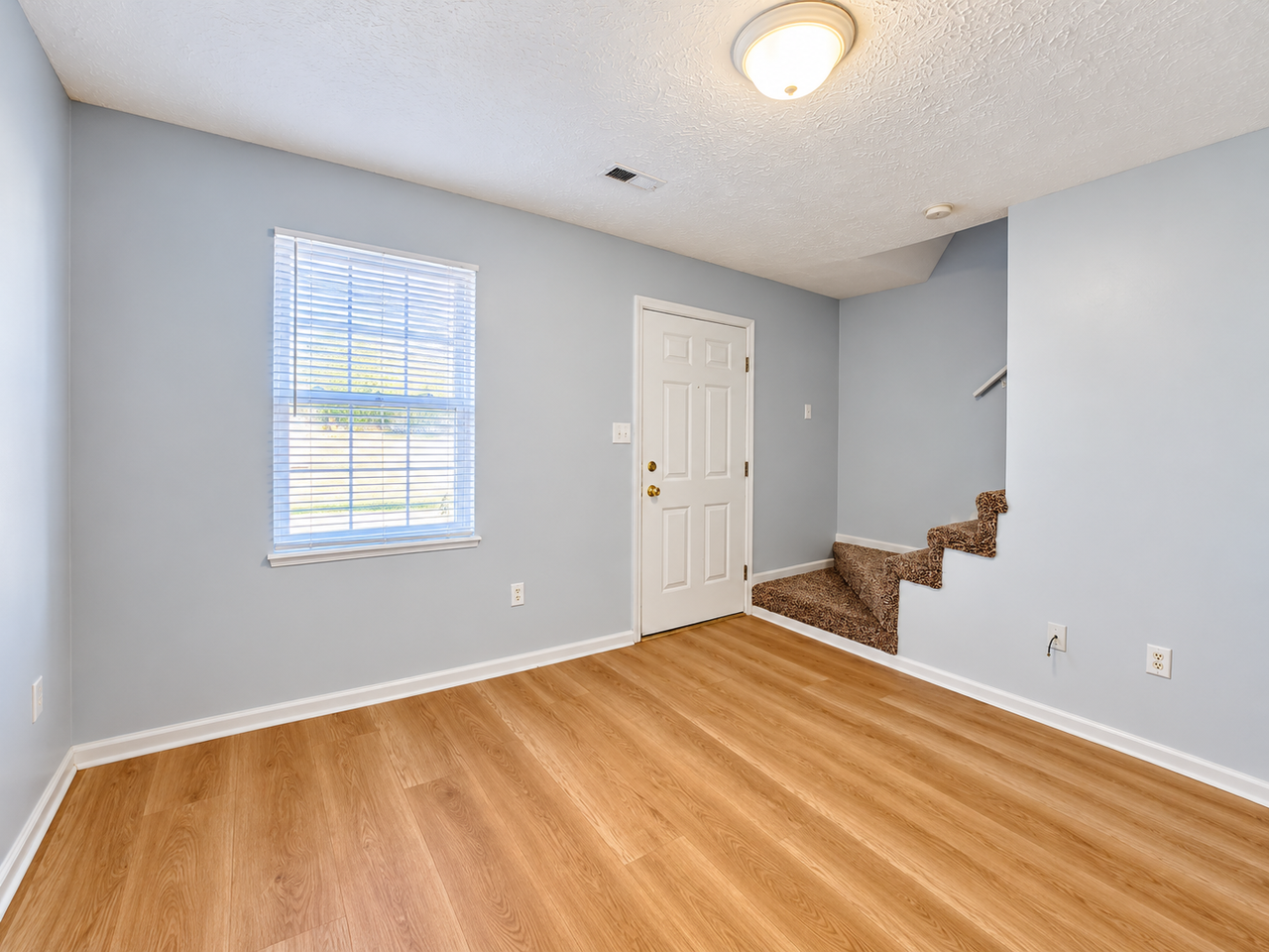 306 Spangler Drive - Photo 6 of 17