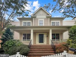 featured image of 817 Royal Cres