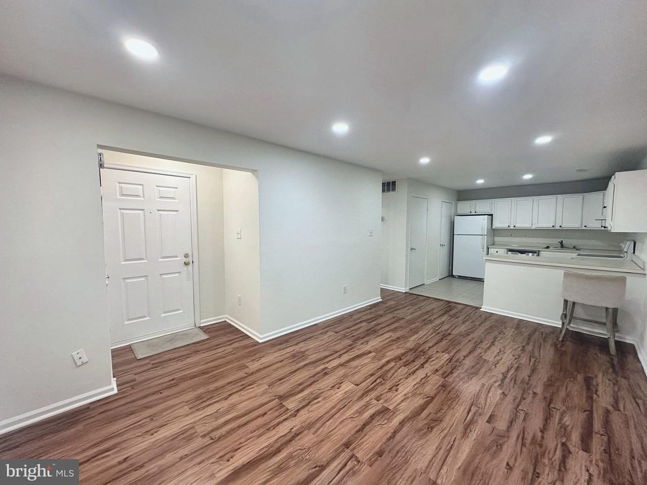 10708 Kings Riding Way - Photo 3 of 15