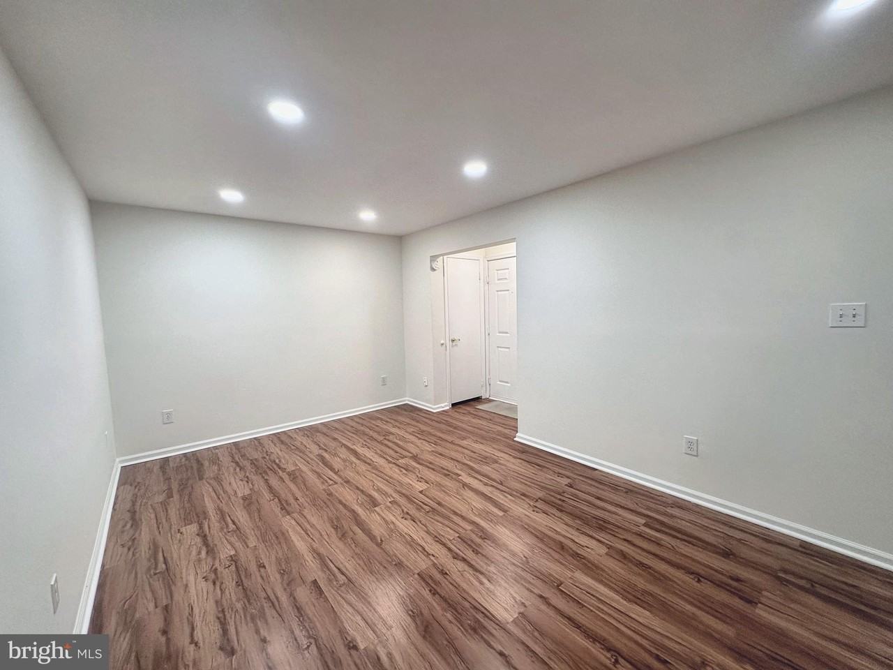 10708 Kings Riding Way - Photo 4 of 15