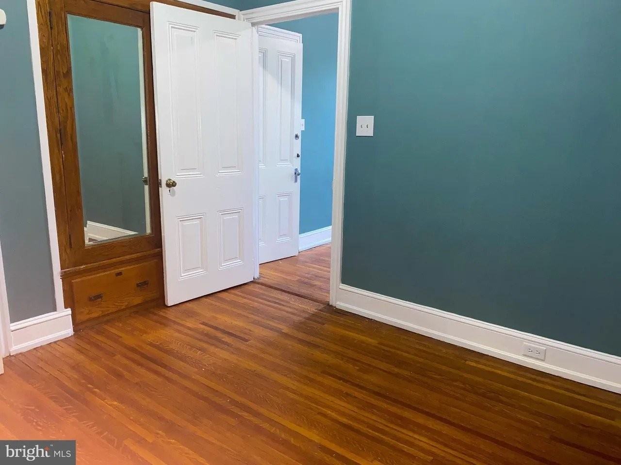 321 N 5th St #2C - Photo 6 of 9