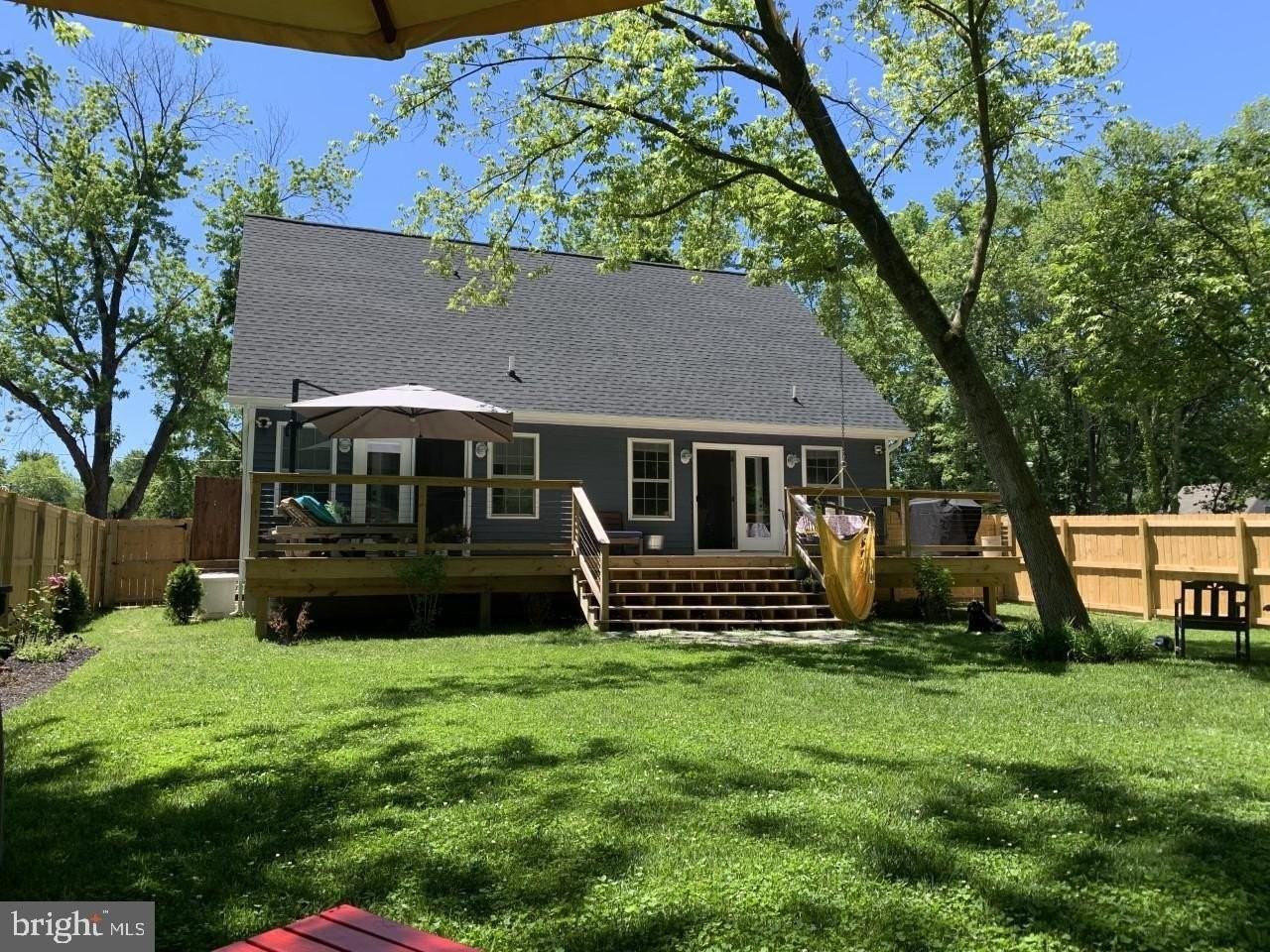 207 Brooks Ln - Photo 6 of 20