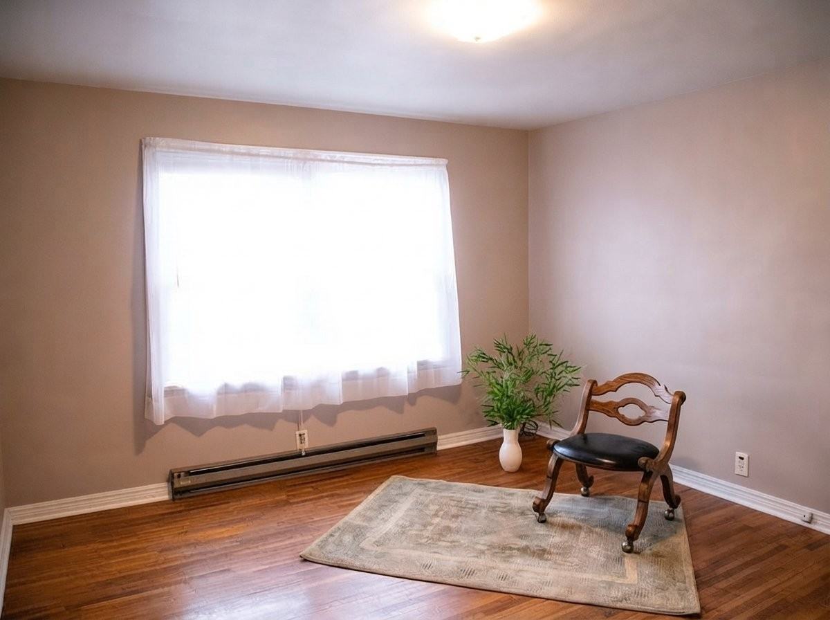 2788 Portland St #1 - Photo 5 of 12