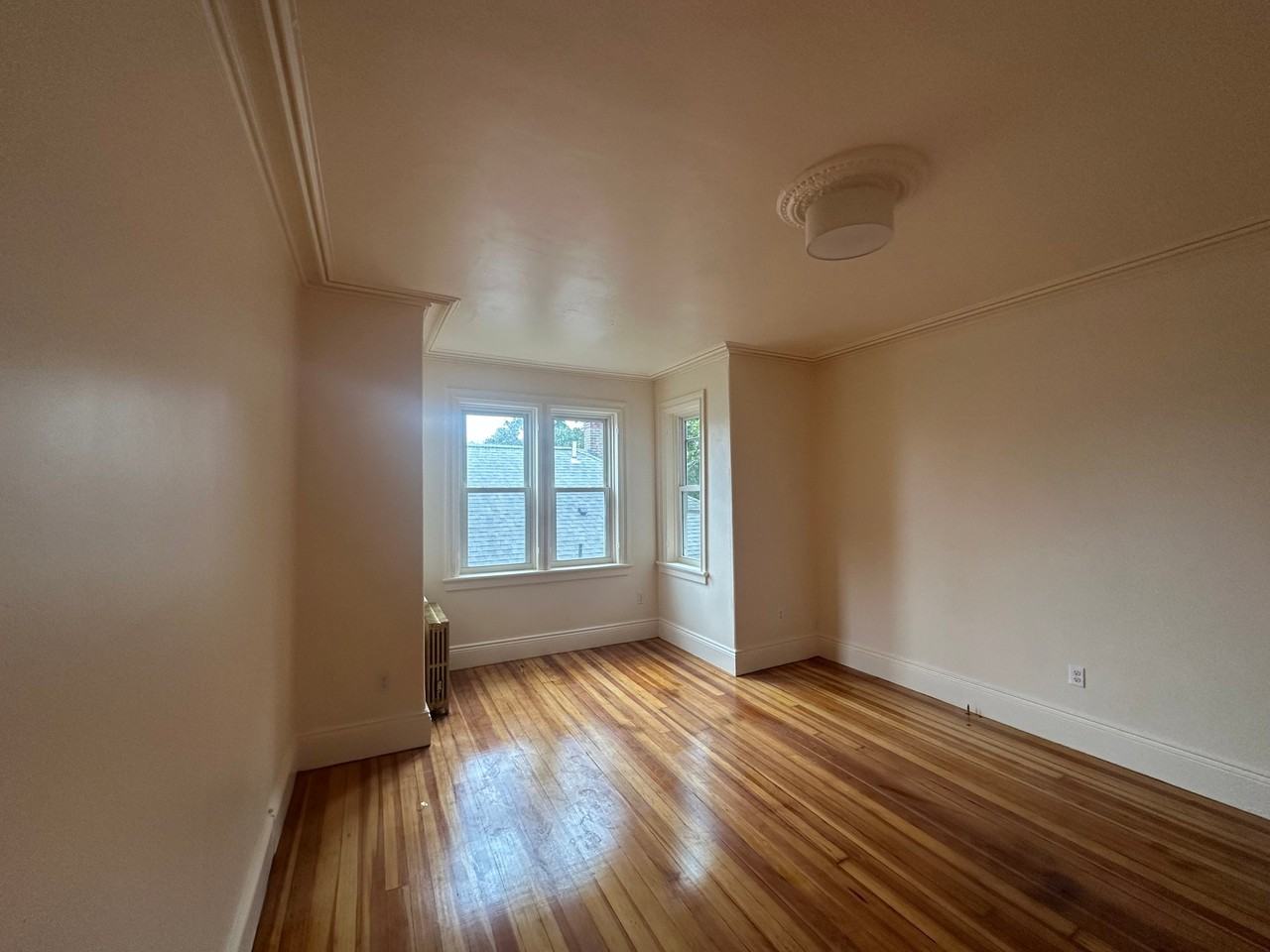 20 Henry St #2 - Photo 4 of 10